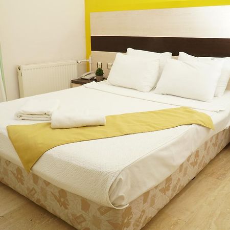 R+ Hotel By Rooms Cesme Ngoại thất bức ảnh